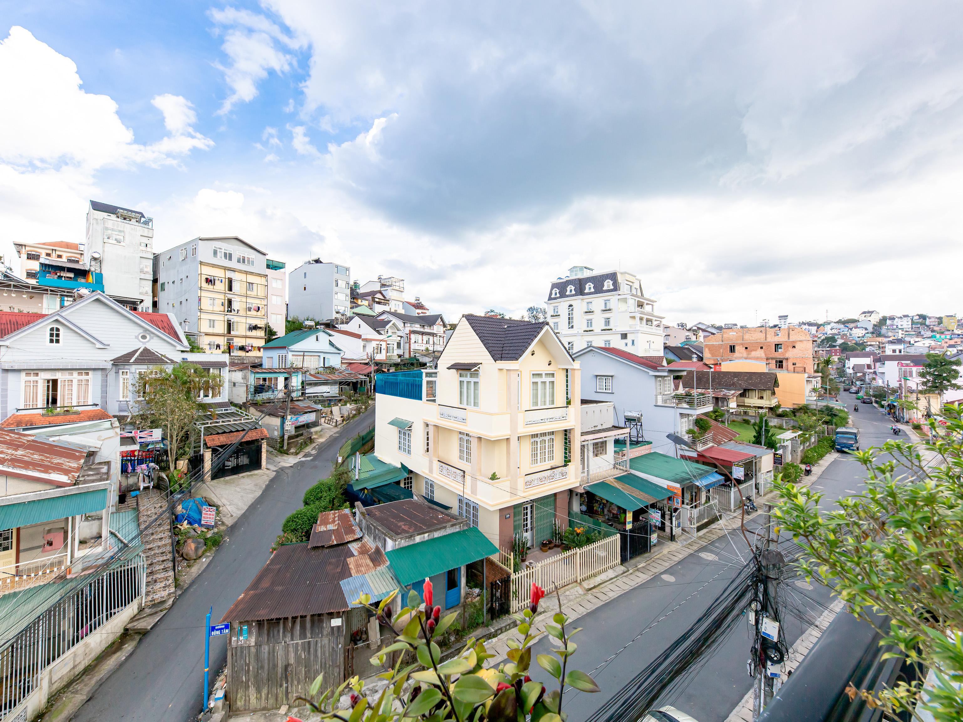 Oyo 446 The Bao Hotel Dalat Bagian luar foto